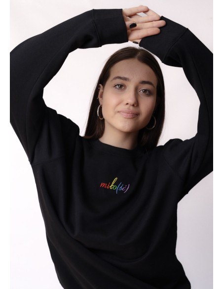 Original crewneck czarny z tęczowym haftowanym logo Miło(ść)